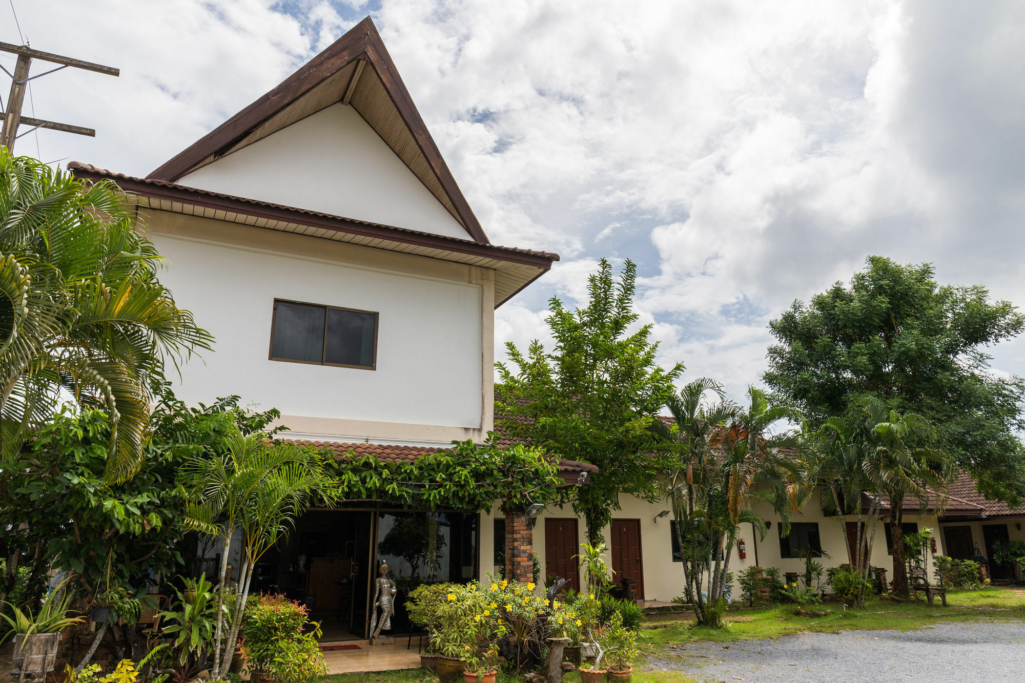 Forum House Hotel Krabi Exterior photo